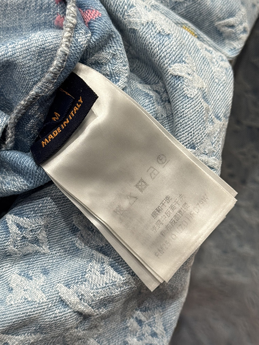 ルイヴィトンコピー 全面カラージャカードのジップアップフード付きジャケット