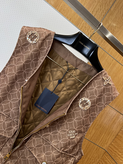 ルイヴィトン 重工業なビーズ刺繍ジャカードベスト