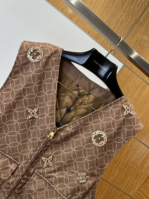 ルイヴィトン 重工業なビーズ刺繍ジャカードベスト