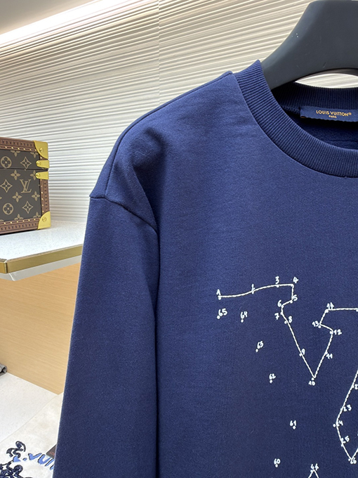 ルイヴィトン LV 星の刺繍入りクルーネック スウェットシャツ