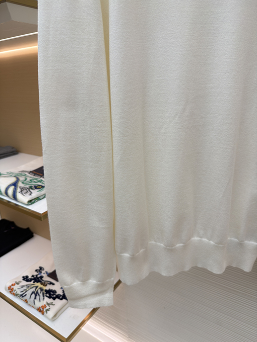 フェンディスーパーコピー ダブルFホットスタンピングラベルベースレイヤーニットウェア