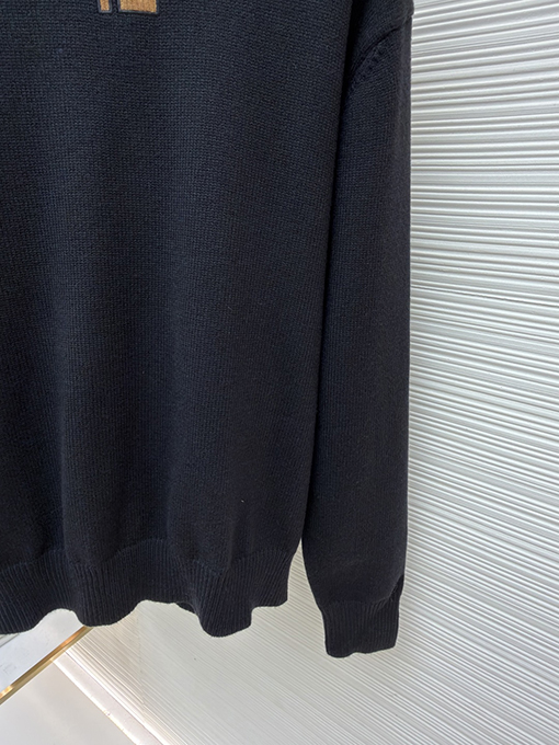 フェンディ ダブルF スエード刺繍ニットセーター