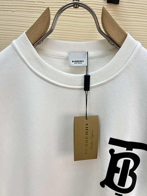 バーバリー 新モデルロゴ入りクルーネックファッションスウェットシャツ