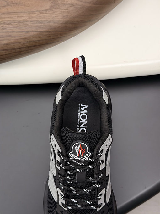 モンクレール スエードパッチワークスニーカー