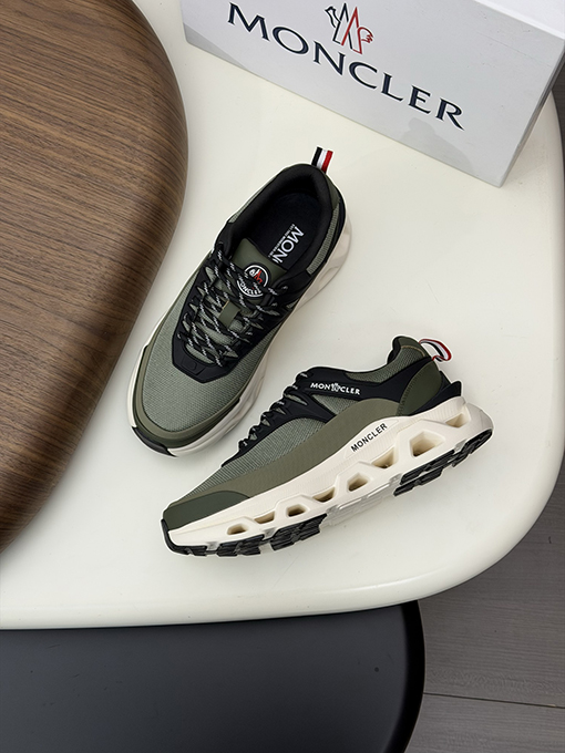 モンクレールコピー メンズパッチワークスニーカー