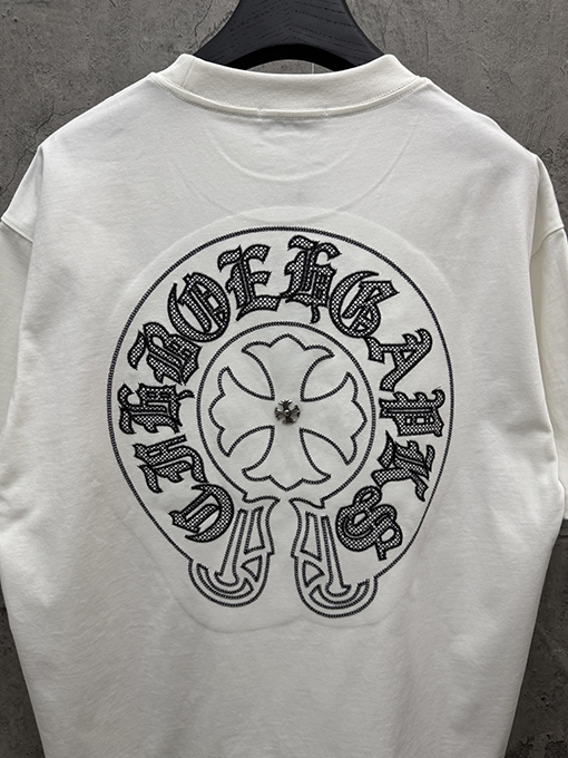 クロムハーツ デパートで売っているアメリカンスタイルのレーザー刺繍入り半袖Tシャツ