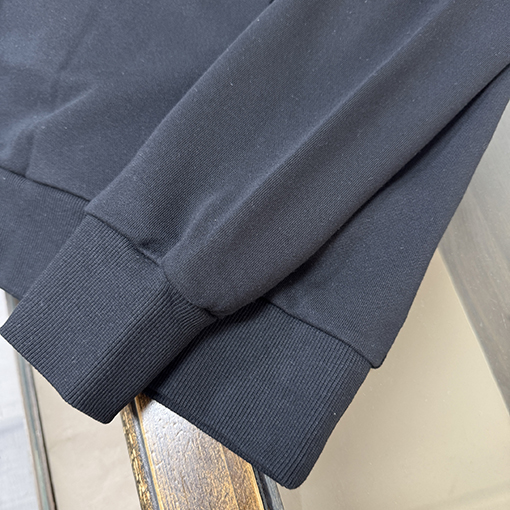 モンクレールブランドスーパーコピー 秋冬の長袖クルーネックのスウェットシャツ