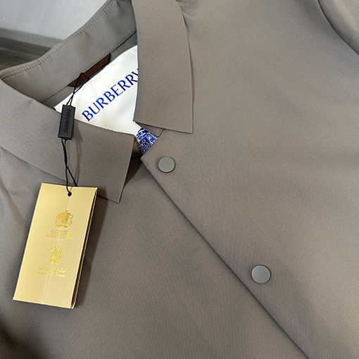 バーバリー ミドル丈のビジネスカジュアルジャケット