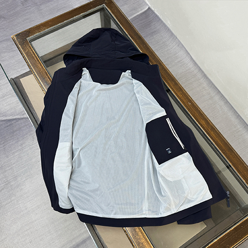 プラダスーパーコピー 新作フード付きビジネスカジュアルジャケット