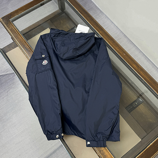 モンクレール Etiache フード付きジャケット トレンチコート