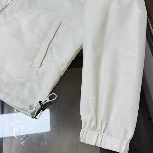 モンクレールブランドコピー 新モデル両面リバーシブルトレンチコートジャケット