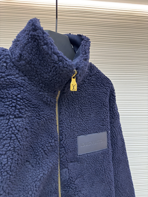 ルイヴィトン クラシックなテディウール混フリースのウエスト絞りジャケット