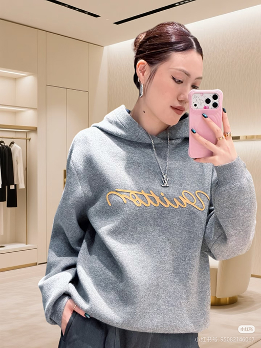 ルイヴィトン レターレザーロゴニットパーカー