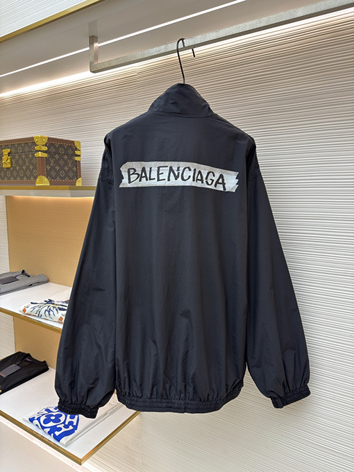 バレンシアガ Balenciaga プリントコート