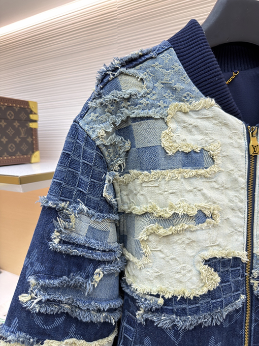 ルイヴィトン Nigo ジャカード織りの重工業なパッチワークのダメージデニムジャケット