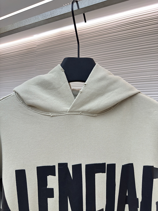 バレンシアガ Balenciaga マスキングテープ文字プリントパーカー