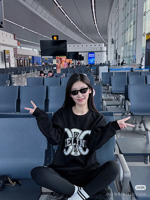 セリーヌブランドスーパーコピー Celine レタープリント長袖シャツ