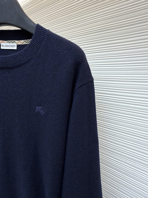 バーバリー 刺繍入りラウンドネックニットセーター