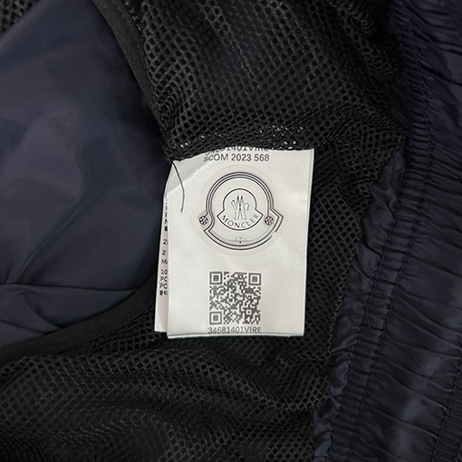 モンクレール 刺繍入りマイクロラベルショーツ