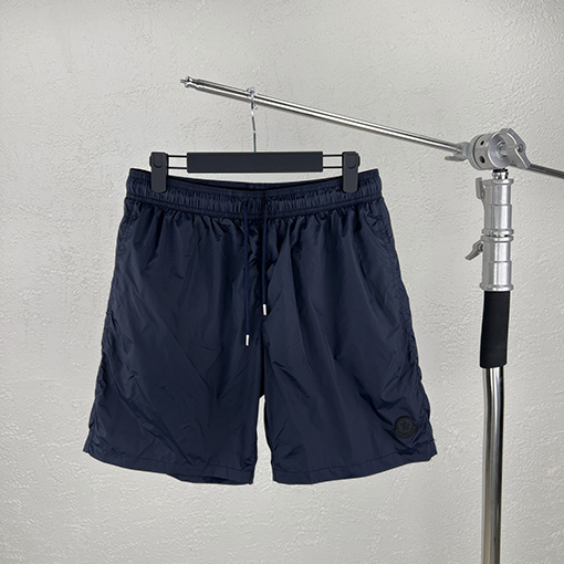 モンクレールブランドスーパーコピー ブラックレーベルショーツ