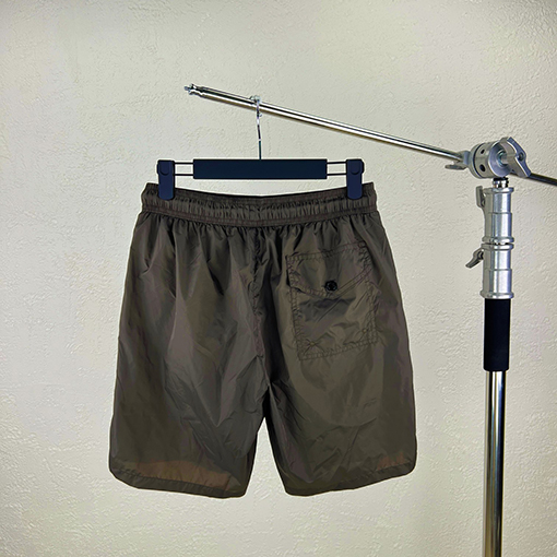 モンクレールブランドスーパーコピー ブラックレーベルショーツ