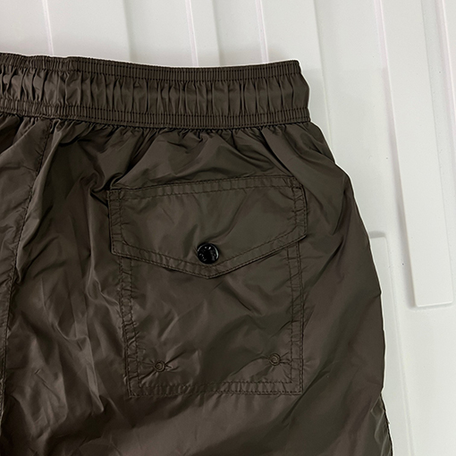 モンクレールブランドスーパーコピー ブラックレーベルショーツ