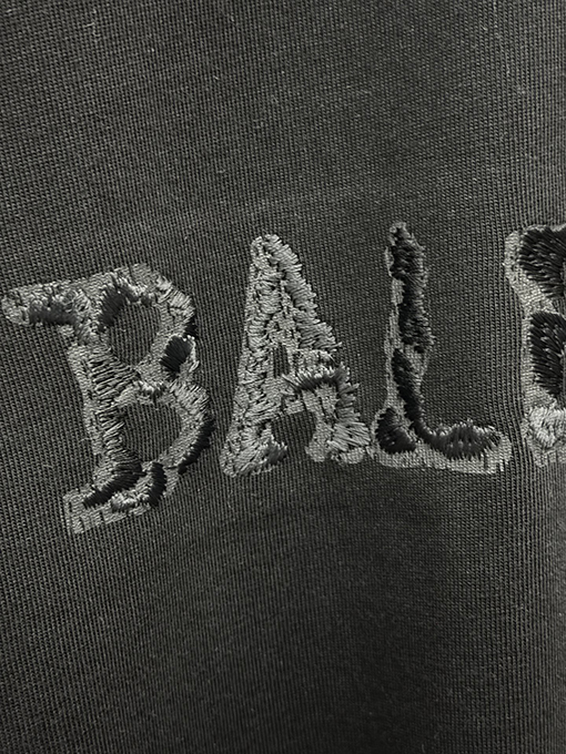 バレンシアガ BALENCIAGA ダイレクトプリントのタッセルアップリケ刺繍入り半袖Tシャツ