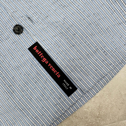 ボッテガヴェネタ 青いストライプの半袖シャツ