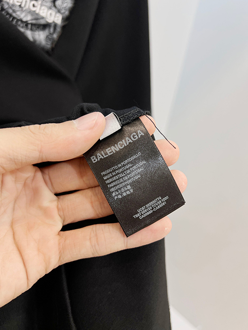 バレンシアガ BALENCIAGA 麦穂のクラシックなスケッチと刺繍ロゴの半袖Tシャツ