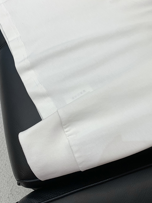 アレキサンダーワン 新作プリントレターロゴ長袖シャツ