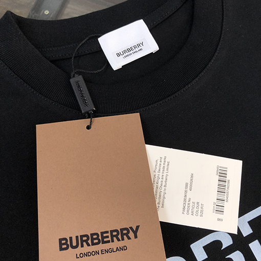 バーバリー BURBERRY クラシックなブランドロゴ入りクルーネックのスウェットシャツ