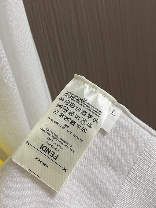 フェンディブランドコピー FENDI 漫画柄のニットクルーネックセーター