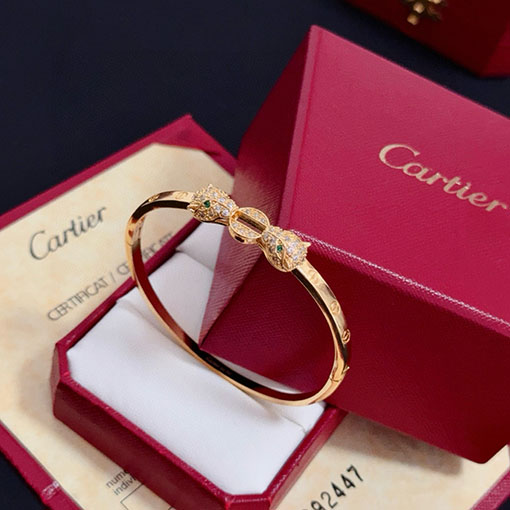 カルティエ レディースチーター柄ダイヤモンドブレスレット