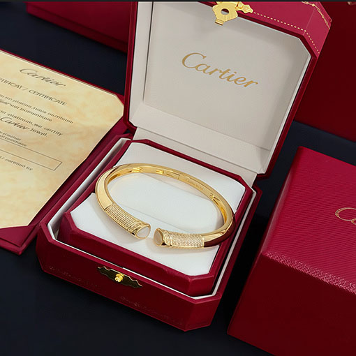 カルティエコピー レディースダイヤモンドがちりばめられたブレスレット