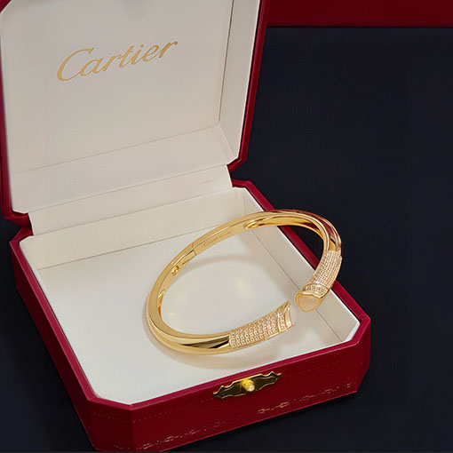 カルティエコピー レディースダイヤモンドがちりばめられたブレスレット