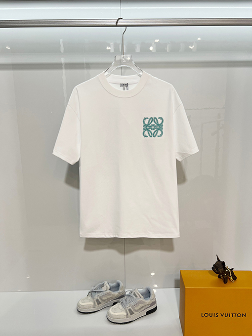 ロエベ LOEWE 青いつる植物のパッチワーク刺繍ロゴ入り半袖Tシャツ