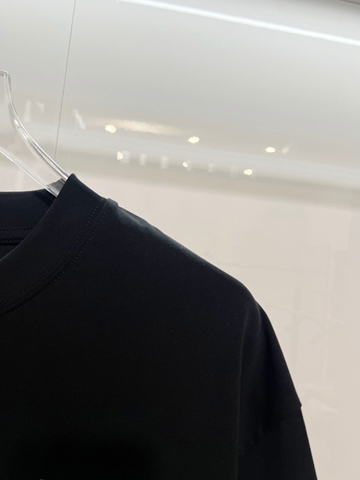 ロエベ LOEWE 青いつる植物のパッチワーク刺繍ロゴ入り半袖Tシャツ