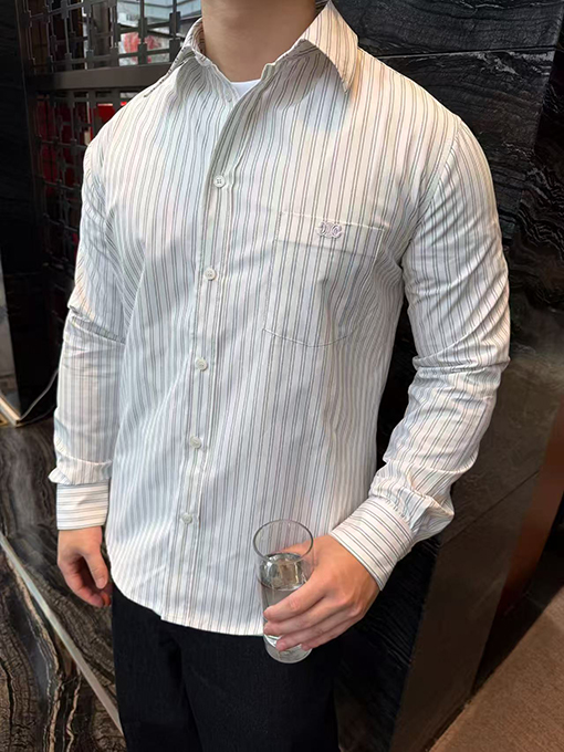 セリーヌ ポケット付きストライプシャツ