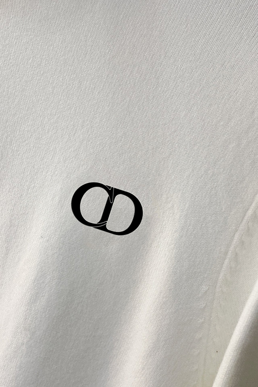 ディオール 新しいCDロゴ入りタートルネックウール