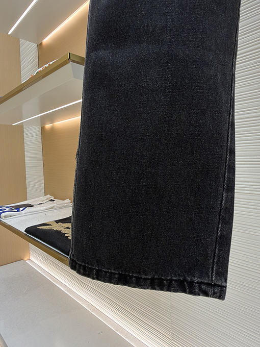 ロエベ デニムジーンズ