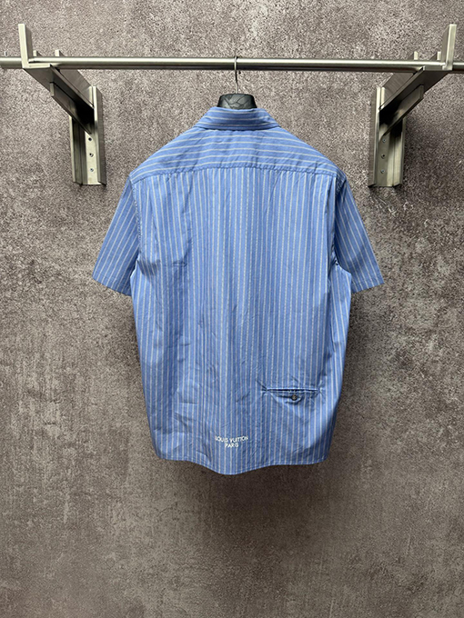 ルイヴィトン LV ファレルウィリアムスの新作ストライプ柄半袖シャツ