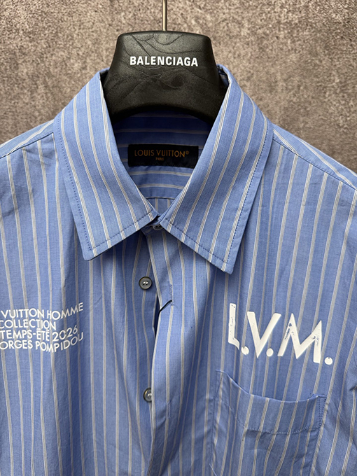 ルイヴィトン LV ファレルウィリアムスの新作ストライプ柄半袖シャツ