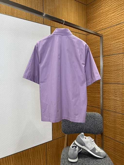 ルイヴィトン 刺繍ロゴ入り襟の半袖シャツ