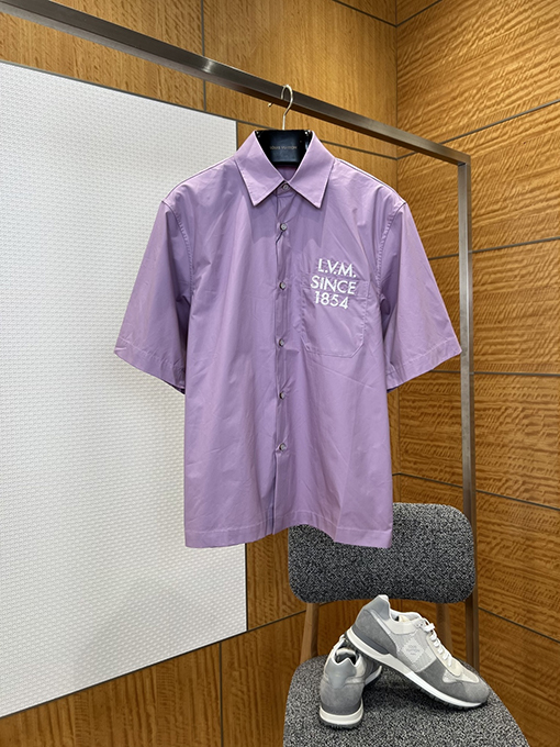 ルイヴィトン 刺繍ロゴ入り襟の半袖シャツ