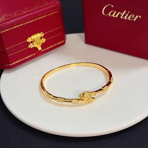 カルティエ レディースクラシックなダイヤモンドがちりばめられたブレスレット