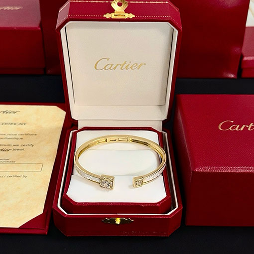 カルティエ レディース高級カスタムダイヤモンド装飾ブレスレット