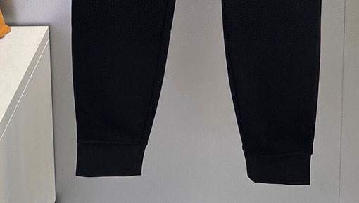 バレンシアガ BALENCIAGA 最新のトレンドパーカーとパンツのセット