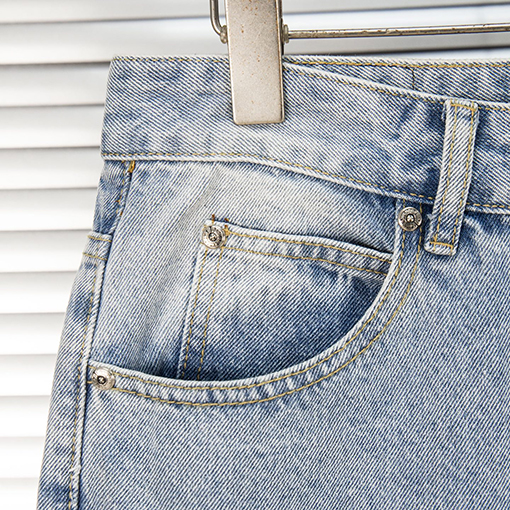 クロムハーツ 人気のクロス柄レザーウォッシュデニムジーンズ