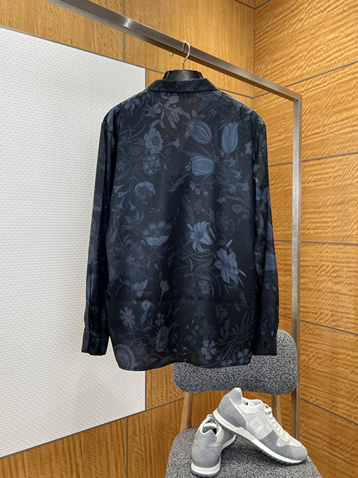 グッチ 花柄プリントの長袖襟付きシャツ