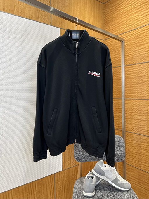 バレンシアガ Balenciaga 刺繍ロゴ入りジップアップジャケット